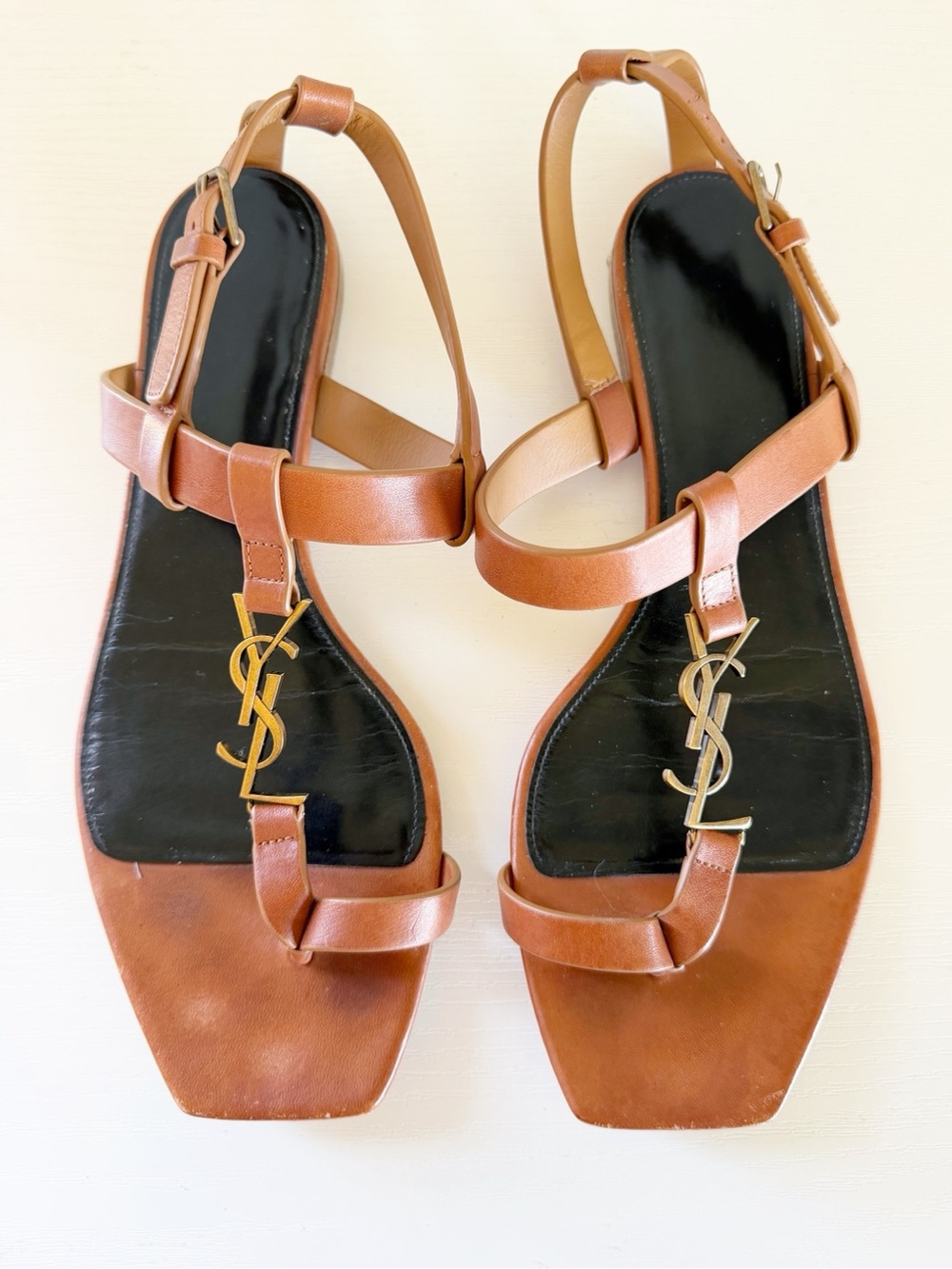 Yves Saint Laurent Cassandra Brown Leather YSL Toe Ring Flat Sandals EU 39.5